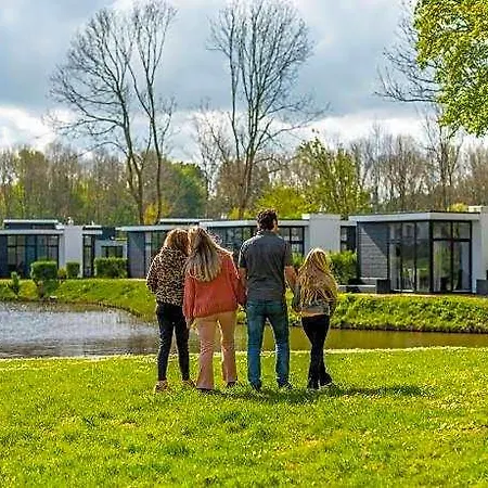 Отель Droompark Spaarnwoude